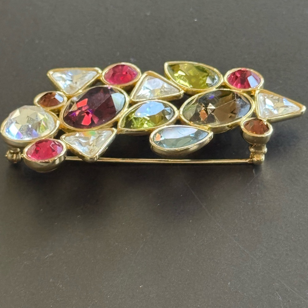 Swarovski Brooch - Picture 8 of 9
